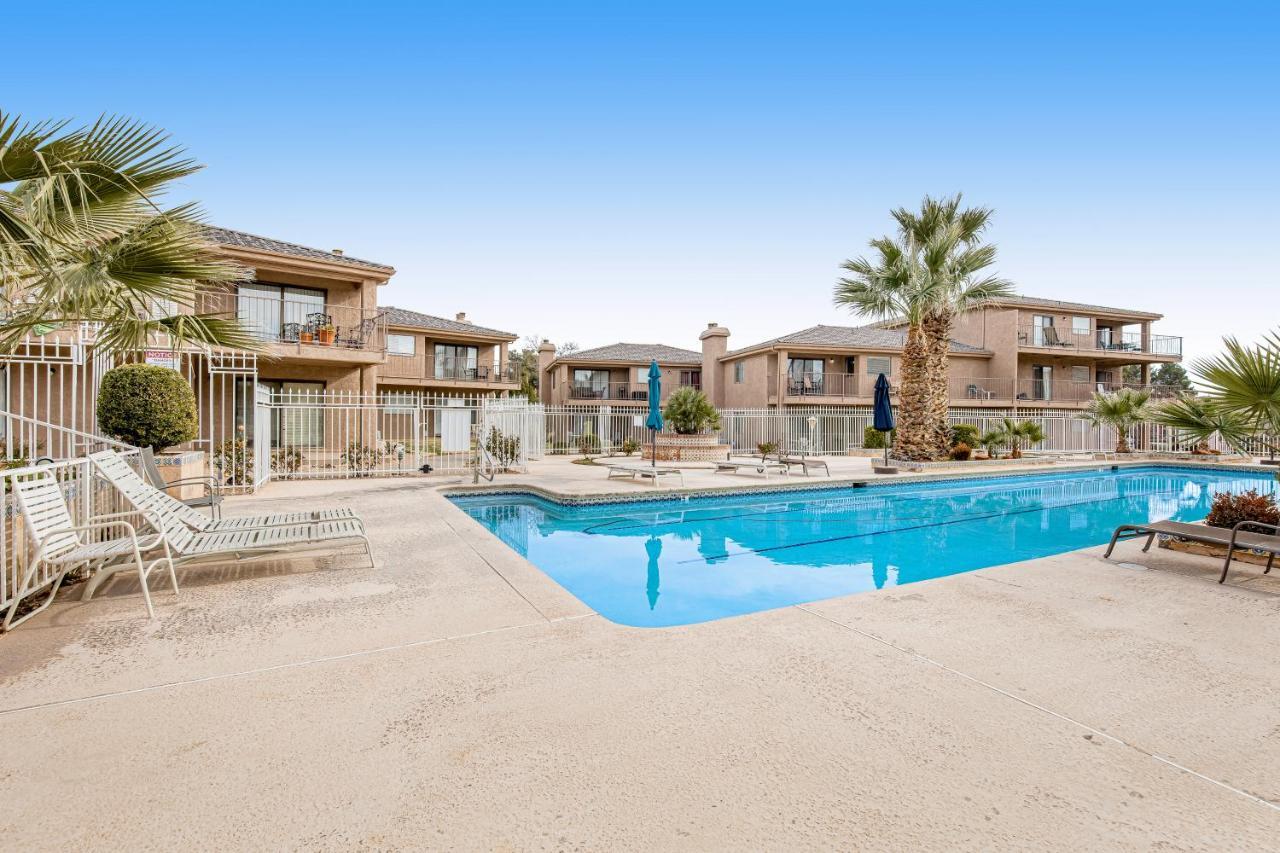 סנט ג'ורג' Penthouse At The Village מראה חיצוני תמונה